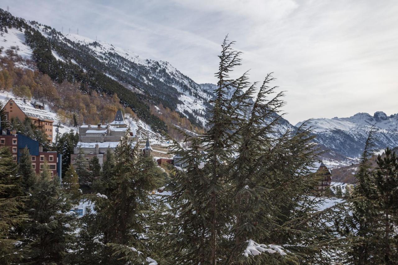 Apartamento Renovado Baqueira 1500 Apartamento Naut Aran Exterior foto