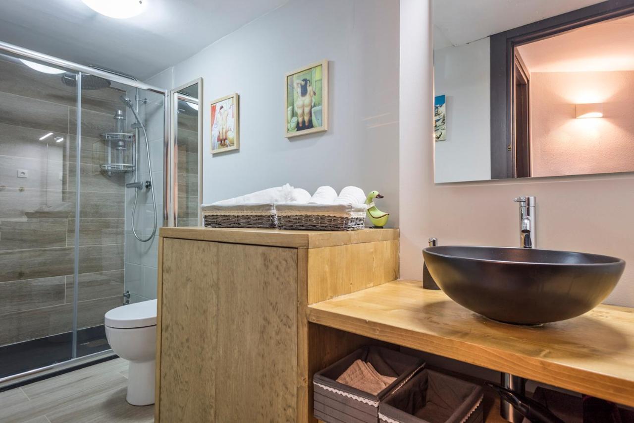 Apartamento Renovado Baqueira 1500 Apartamento Naut Aran Exterior foto