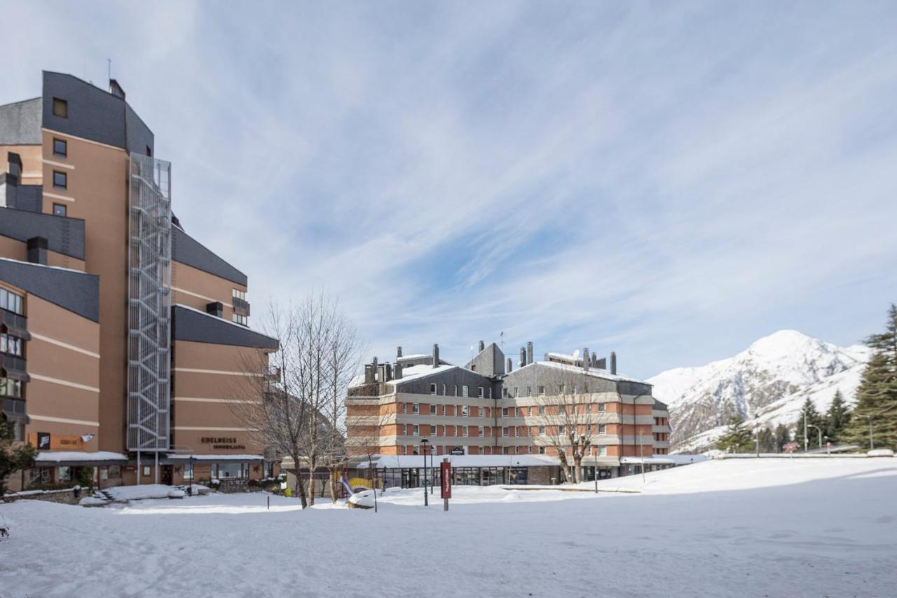 Apartamento Renovado Baqueira 1500 Apartamento Naut Aran Exterior foto